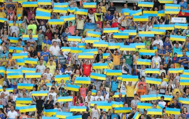 ФФУ виділила вдвічі менше квитків на поєдинок Україна - Словенія 