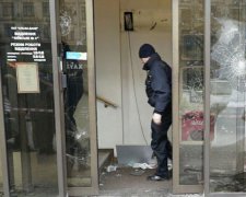 Женщина разгромила банк, чтобы погреться