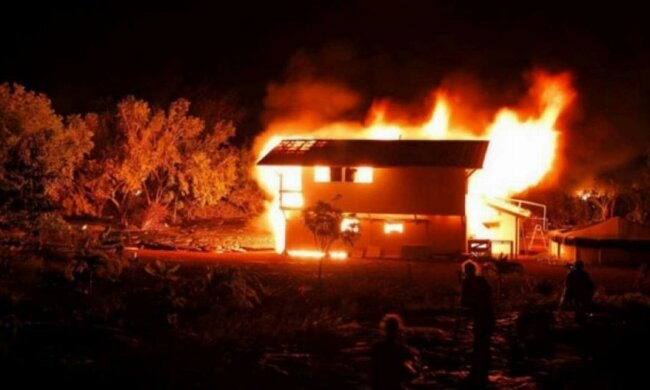 На Харківщині чоловік зарізав та спалив сусіда