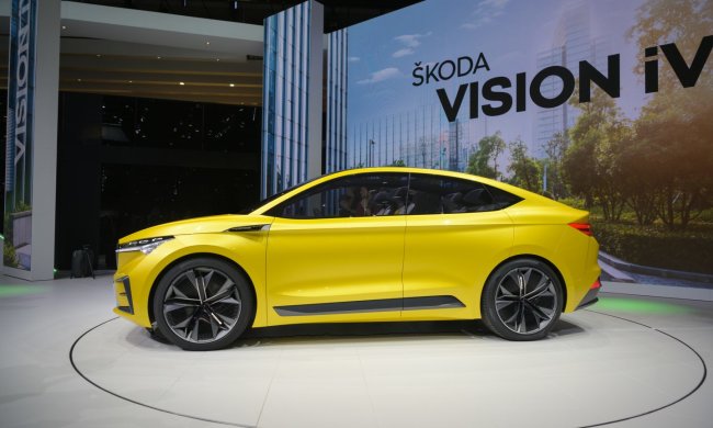 Skoda засвітила "вбивцю Tesla" новенький Vision iV: революція в світі електрокарів