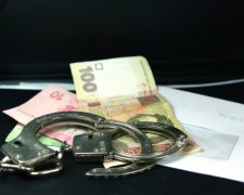Силовики зловили тернопільського прокурора на хабарі