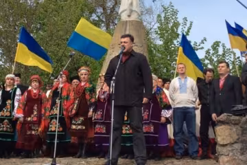 Олег Тягнибок звинуватив владу у знищенні націоналістів 