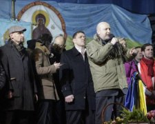 Аннексия Крыма: Турчинов признался, что нагло лгал украинцам