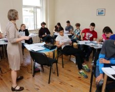 Попередьте дитину! Столичні злодії орудують прямо у школах
