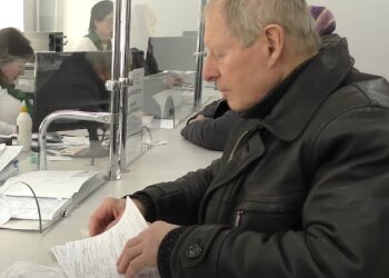 Допомога на комуналку. Фото: скрін youtube