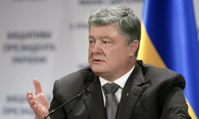 Порошенко собрался "подвинуть границу"
