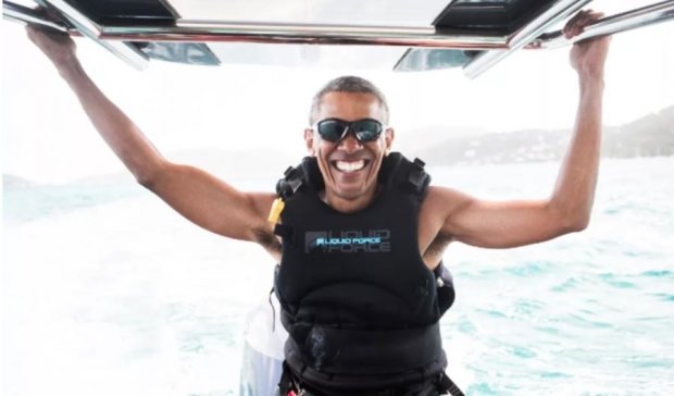 Обама на каникулах затеял соревнование с хозяином острова (видео)