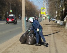 Кличко нашел себе более достойное применение: метлу в руки - и вперед