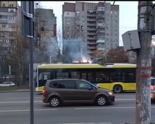 Во Львове троллейбус превратился в крематорий, пассажиры ахнули: "Горим!"