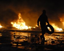 На московському мітингу з'явились символи українського Євромайдану