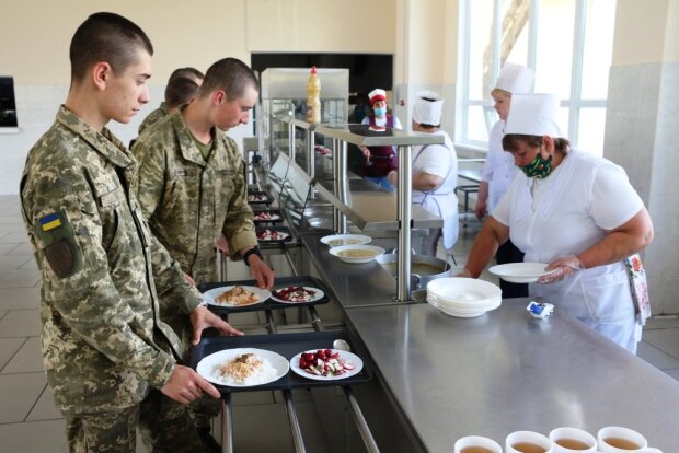 Военная столовая, фото: Армия Информ