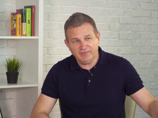 Юрий Горбунов, скриншот из видео