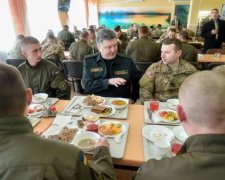 Отравление военных под Одессой: виновники трагедии взяли больничный