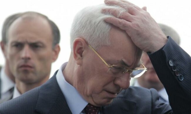 Юбилей главного "кровосиси": самые смешные приколы от Азарова