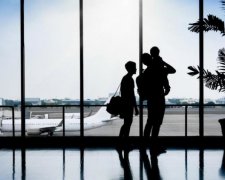 За границу с детьми: в Украине существенно изменились правила