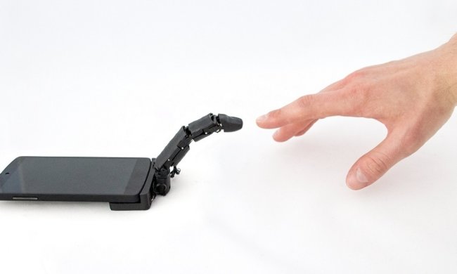 Для власників смартфонів створили шостий палець: що це і як працює