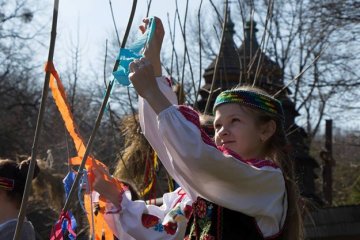 весну призываем