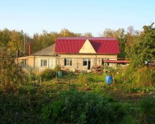 Скільки метрів повинно бути до межі, якщо сусід будує новий будинок