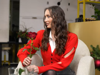 Анна Ризатдинова, кадр из интервью