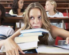 Активісти створили моніторинг вишів-здирників