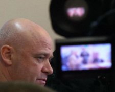 Криминальное прошлое и сомнительная репутация: кому отдали на поруки Труханова