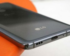 LG V40: в мережі показали перші фото флагмана