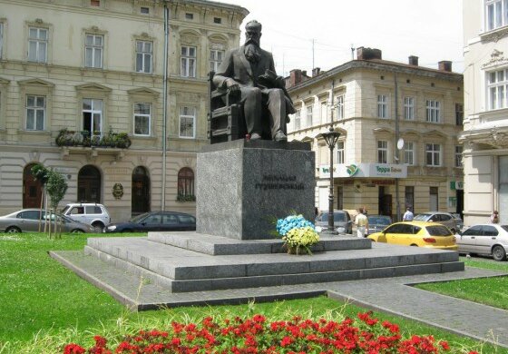 Його охрестили першим президентом: у Львові вшанували пам'ять Михайла Грушевського