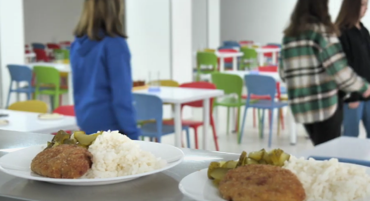 Шкільне харчування. Фото: скрін youtube