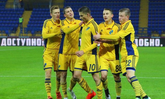 Металлист прокомментировал скандальное поведение своих болельщиков