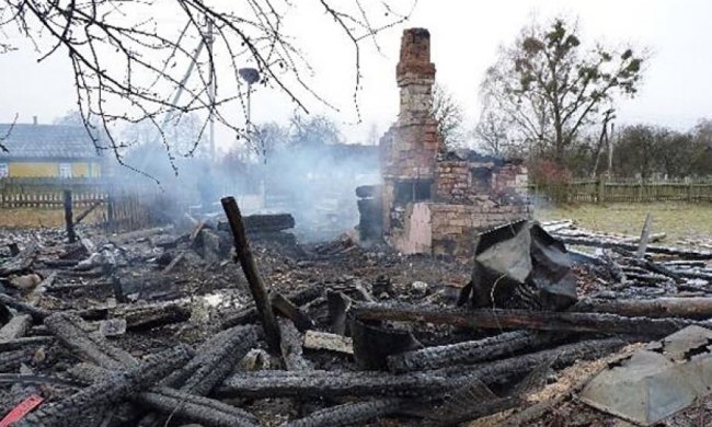 В пожежі згоріло трое людей на Рівненщині (фото, відео)