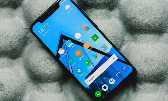 Pocophone F2 от Xiaomi впервые засветился на фото