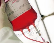 Геям, наркоманам та повіям дозволили стати донорами крові