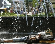 Погода 17 червня: українців доконає суміш спеки і гроз
