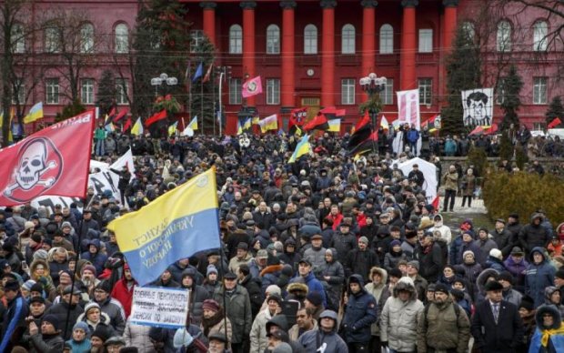 Впечатляюще: марш в поддержку Саакашвили объединил тысячи украинцев