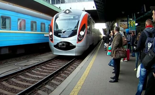 Укрзалізниця. Фото: скрін youtube