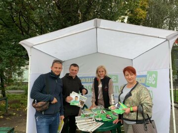 Кандидаты партии "Слуга народа" - фото с Фейсбук Романа Буковского