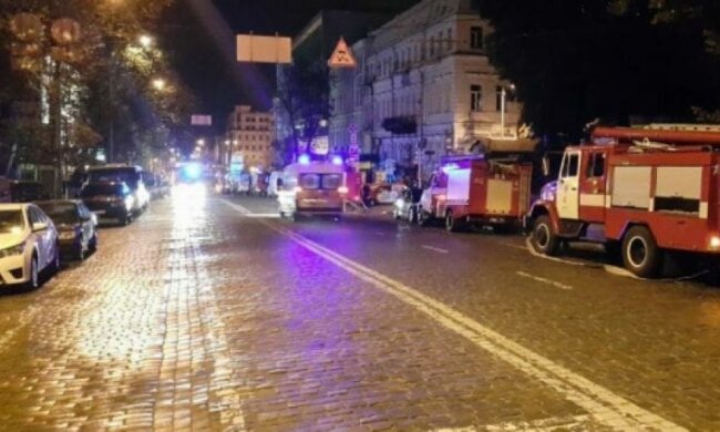 У київському метро екстренні служби усували  псевдотеракт (фото)