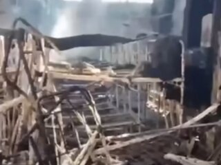 Кадри з бараку в Оленівці. Фото: скриншот Youtube