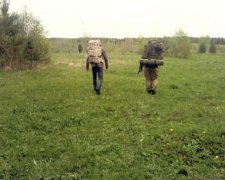 Смотрите под ноги: любителей лесных прогулок предупредили об опасности 