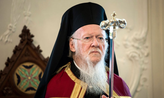 У ПЦУ решили забрать Томос: Константинополь выступил с жестким заявлением