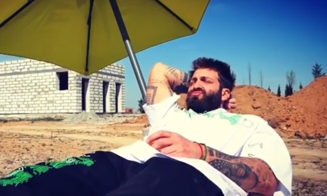 Зірка "Голосу" і "Танців" Даніель Салем пригадав вибух у рідному Бейруті: "Багато травм, настраждався"