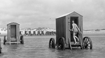 Купальные машины