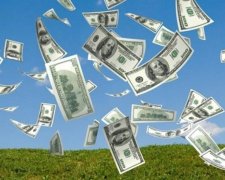 В США  ветер "ограбил" инкассаторов