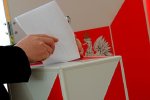 У Польщі розпочався другий тур президентських виборів