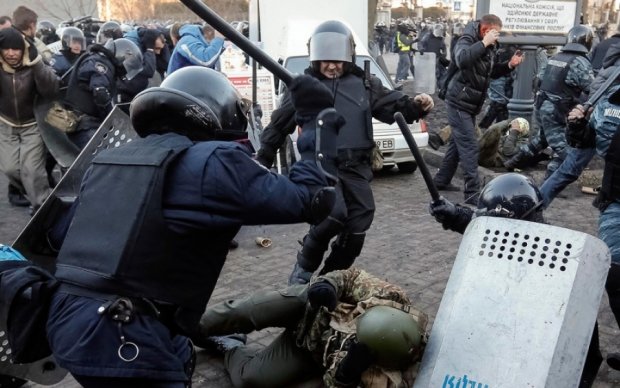 Побег палачей Майдана:  экс-"беркутовцы" законно пересекли границу