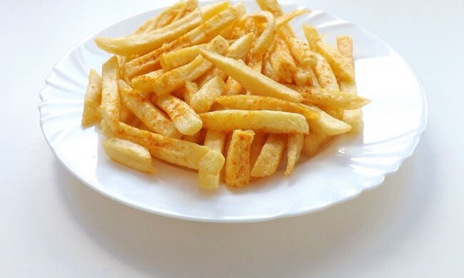 Холостякам і студентам на замітку - як правильно приготувати неповторну смажену картоплю