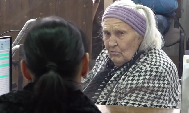 Пенсіонерка. Фото: скрін youtube