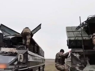 Украинские военные, фото: скриншот из видео