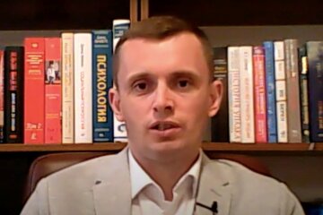 Руслан Бортник