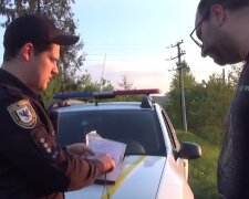 Составление протокола. Фото: Youtube